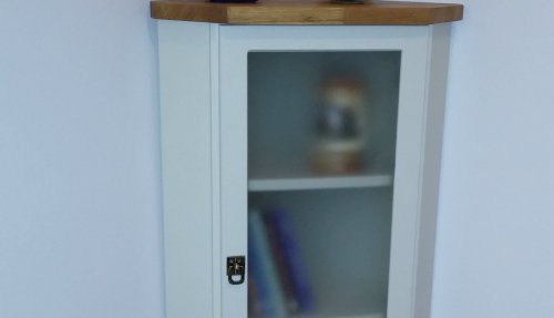 Serrago | kutni ormarić